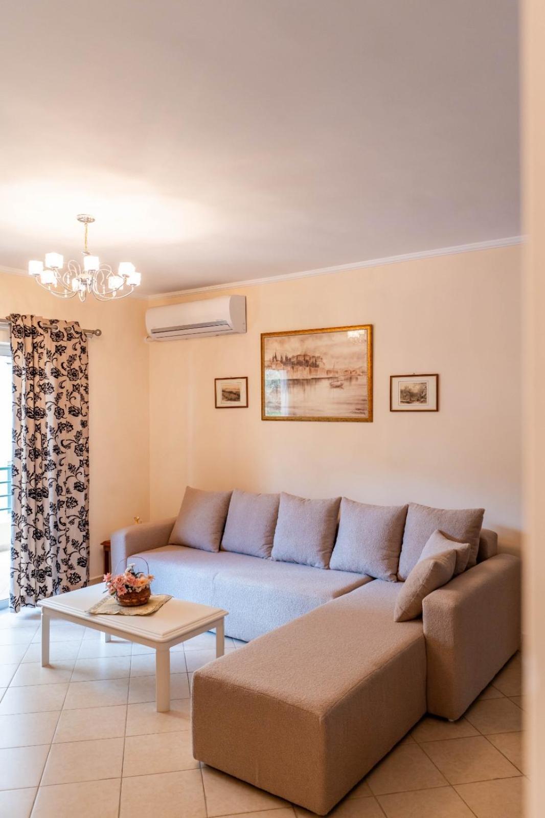 Noel Sea View Apartments Sarande Exterior photo
